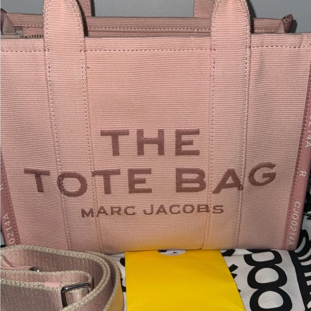 Marc Jacobs Pink Canvas 'The Tote Bag' with Contrasting Logo - Picture 1 of 3